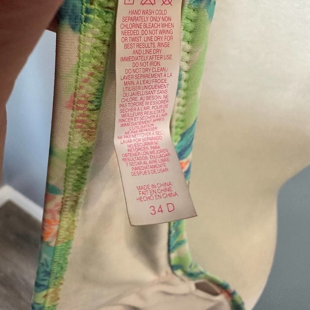 VICTORIA'S Secret Bikini Top Size 34D - Picture 7 of 7